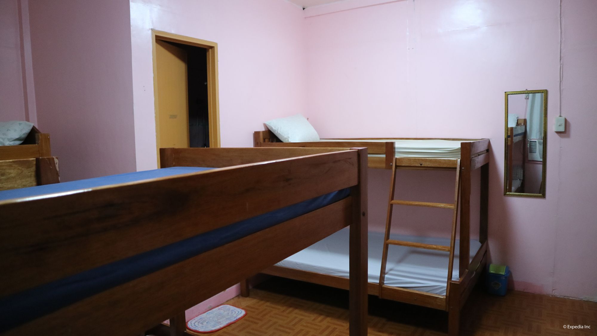 Almonte Transient Hostel Puerto Princesa Exterior photo