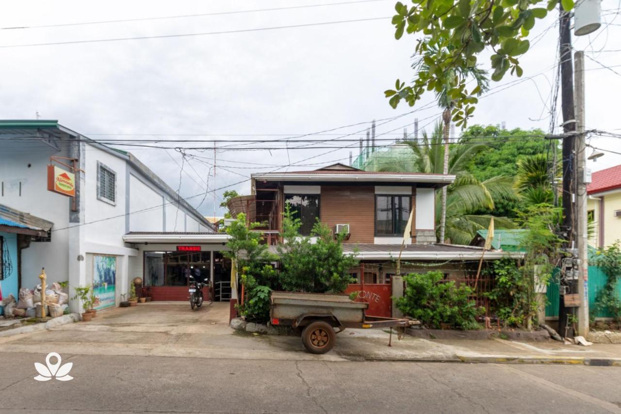 Almonte Transient Hostel Puerto Princesa Exterior photo